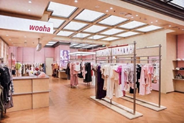 的女装品牌一年狂开近20家店J9国际集团网红“彭王者”